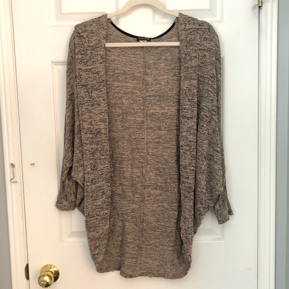 Quarter-length sleeve throw-over cardigan - Picture 1 of 5